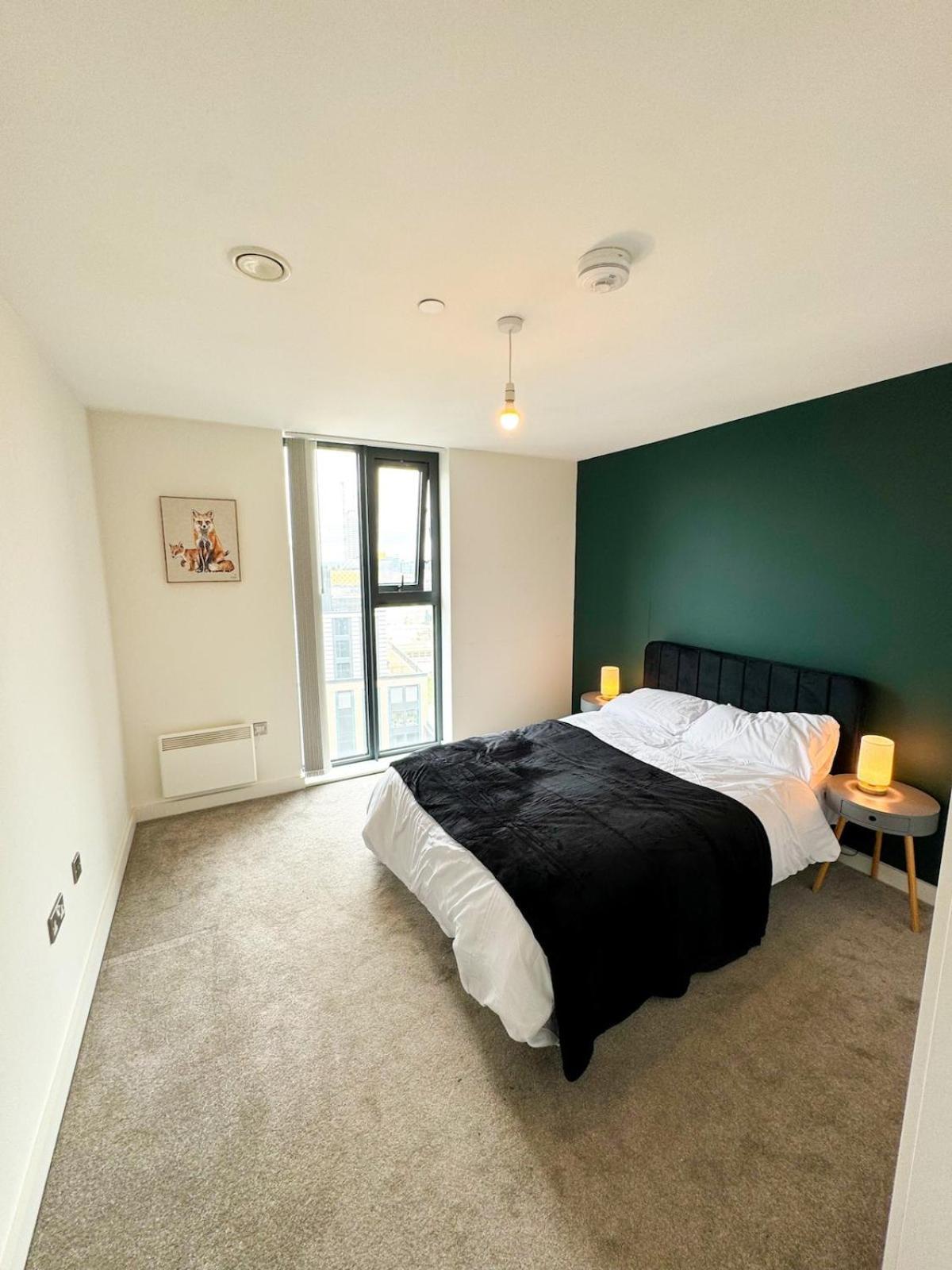 Centre Penthouse Skyline Views - Free Gym Netflix Ps4 Apartment