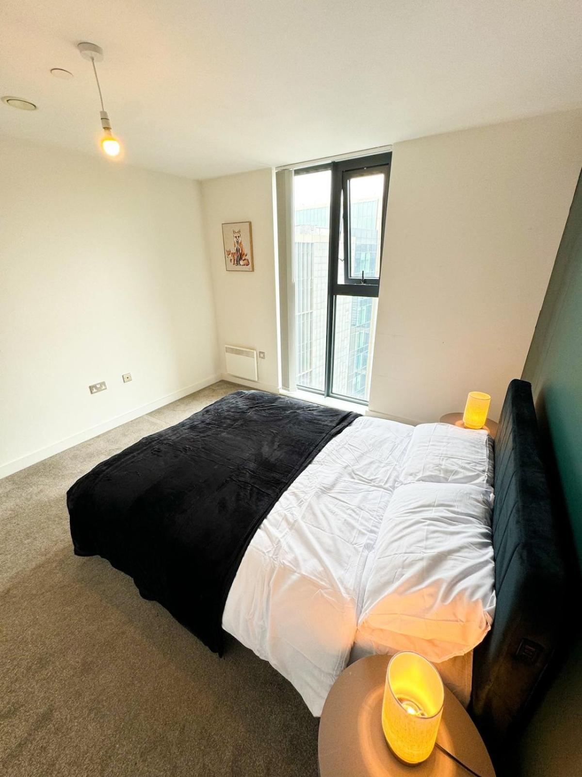 Apartment Centre Penthouse Skyline Views - Free Gym Netflix Ps4