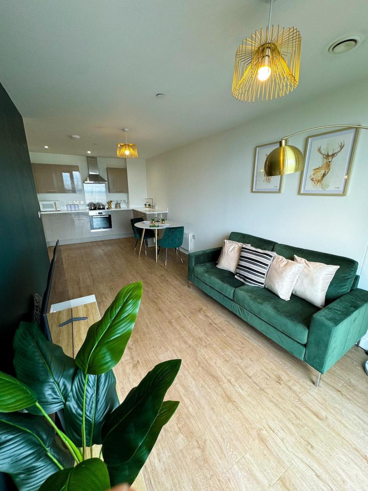 Centre Penthouse Skyline Views - Free Gym Netflix Ps4 Apartment Birmingham